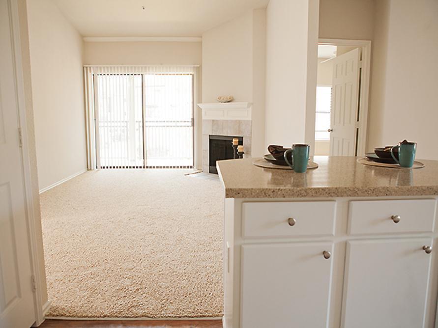 https://cdn.rentalbeast.com/listings/11075248_1738764661781.jpg.rbm