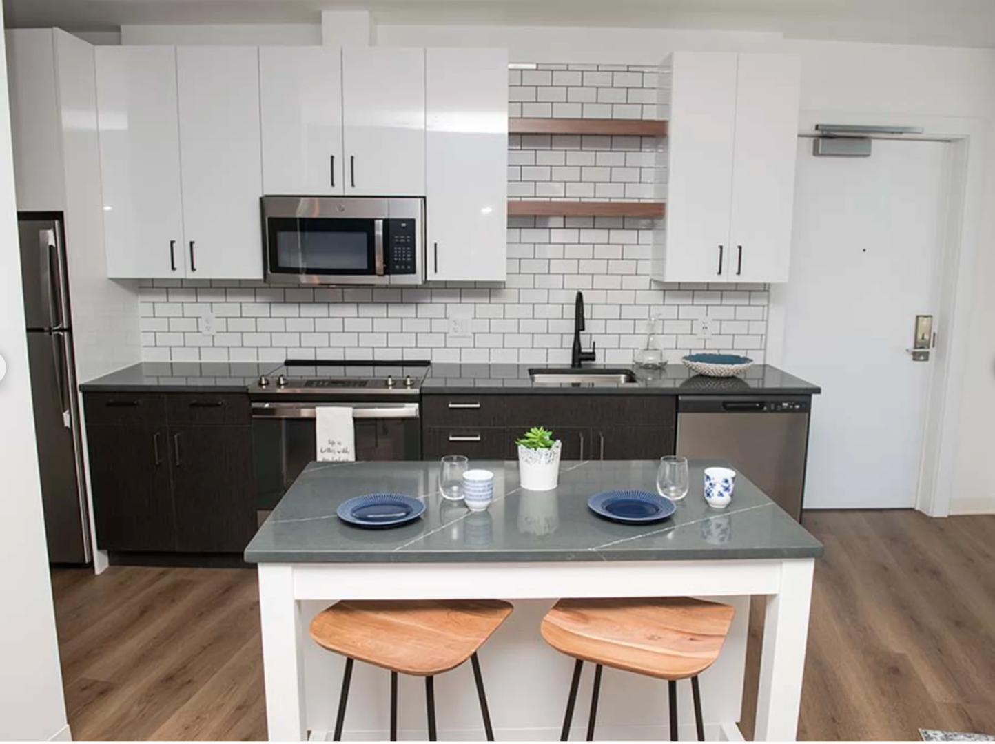 https://cdn.rentalbeast.com/listings/11078108_1738806870500.jpg.rbm