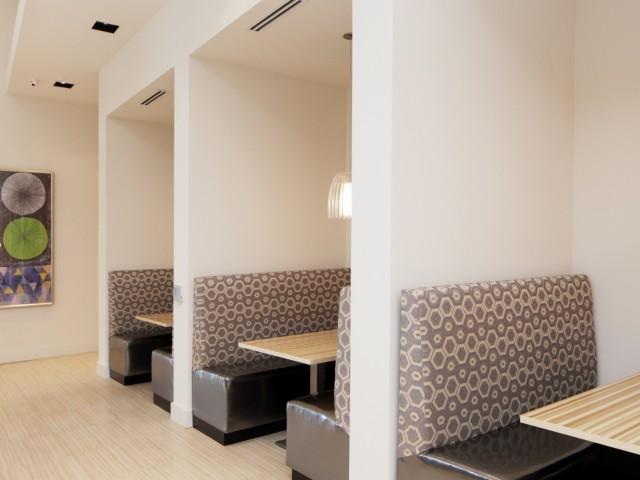 475 N Federal Hwy #04-319, Fort Lauderdale, FL - 2,976 USD/ month