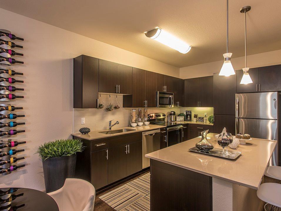 https://cdn.rentalbeast.com/listings/11081280_1738835300017.jpg.rbm
