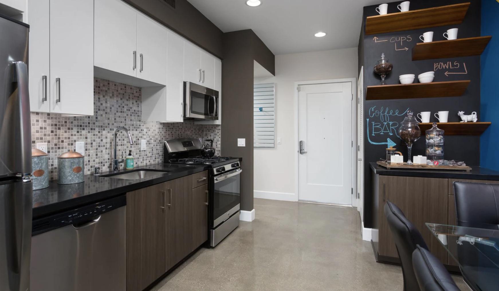 https://cdn.rentalbeast.com/listings/11081497_1738836564710.jpg.rbm