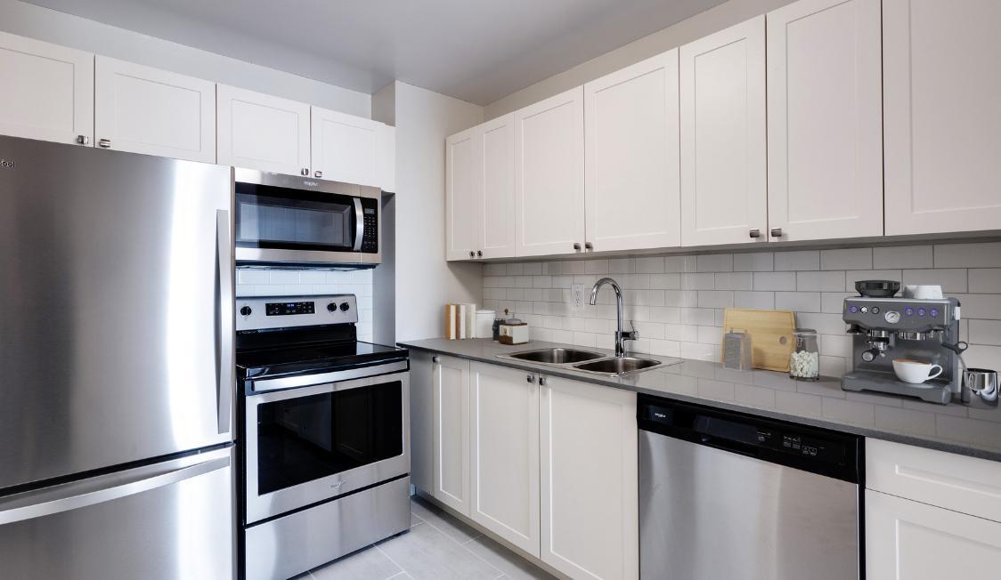 20 Esterbrooke Ave #1401, North York, ON - 3,020 CAD/ month