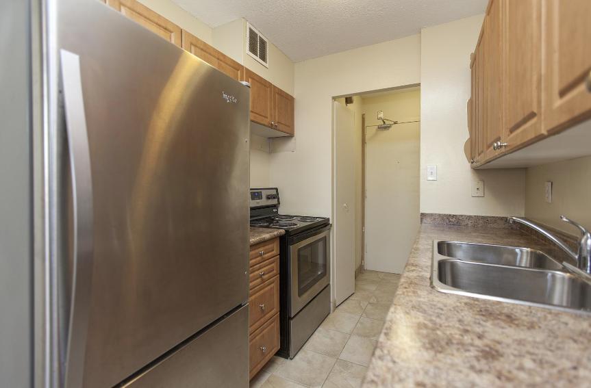 https://cdn.rentalbeast.com/listings/11103379_1739176647672.jpg.rbm