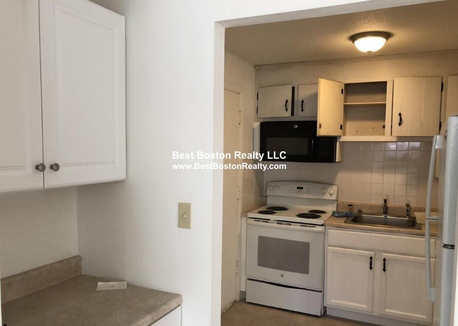 https://cdn.rentalbeast.com/listings/11105642_1739221825496.jpg.rbm