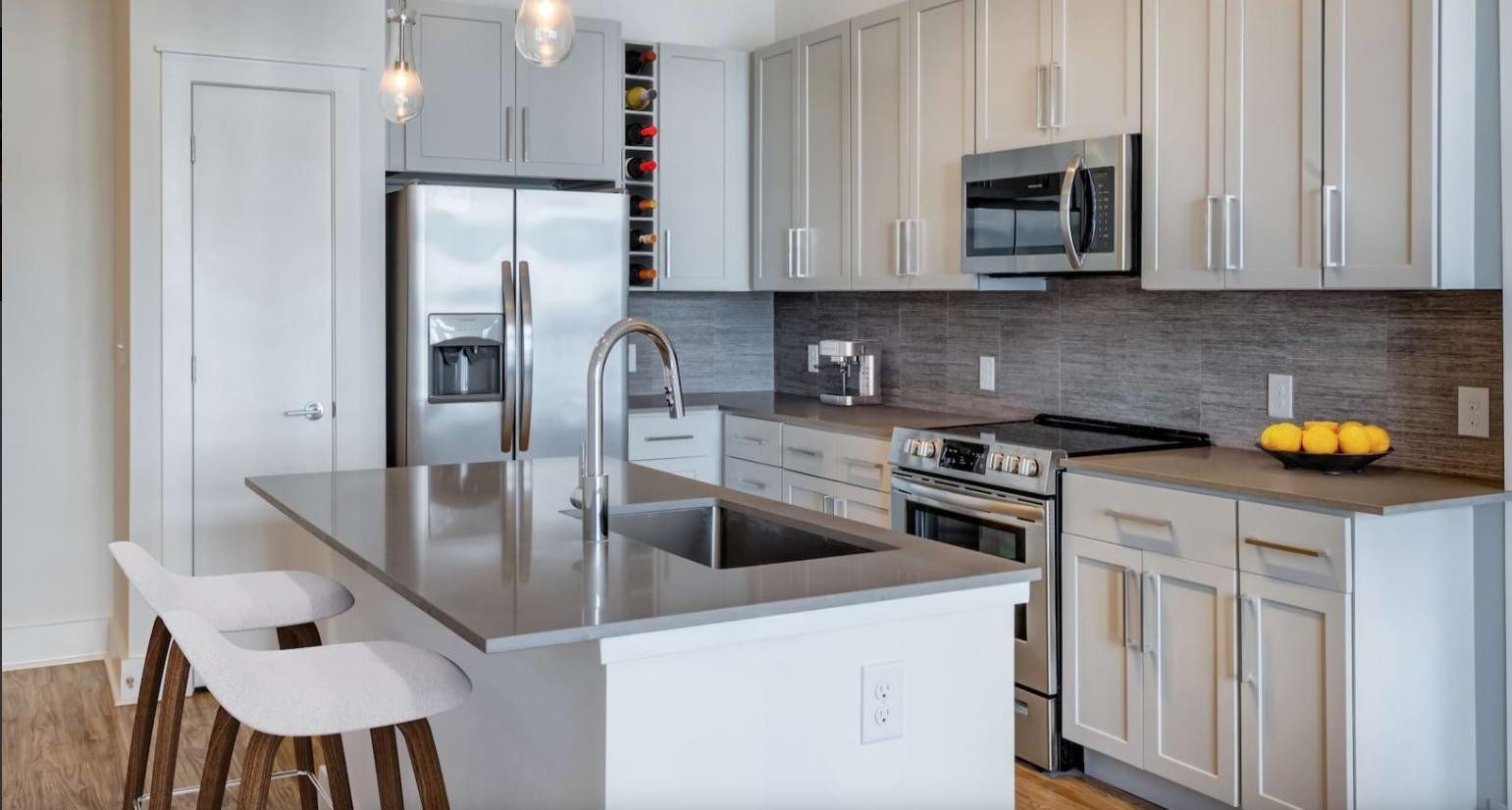 https://cdn.rentalbeast.com/listings/11107037_1739254360207.jpg.rbm