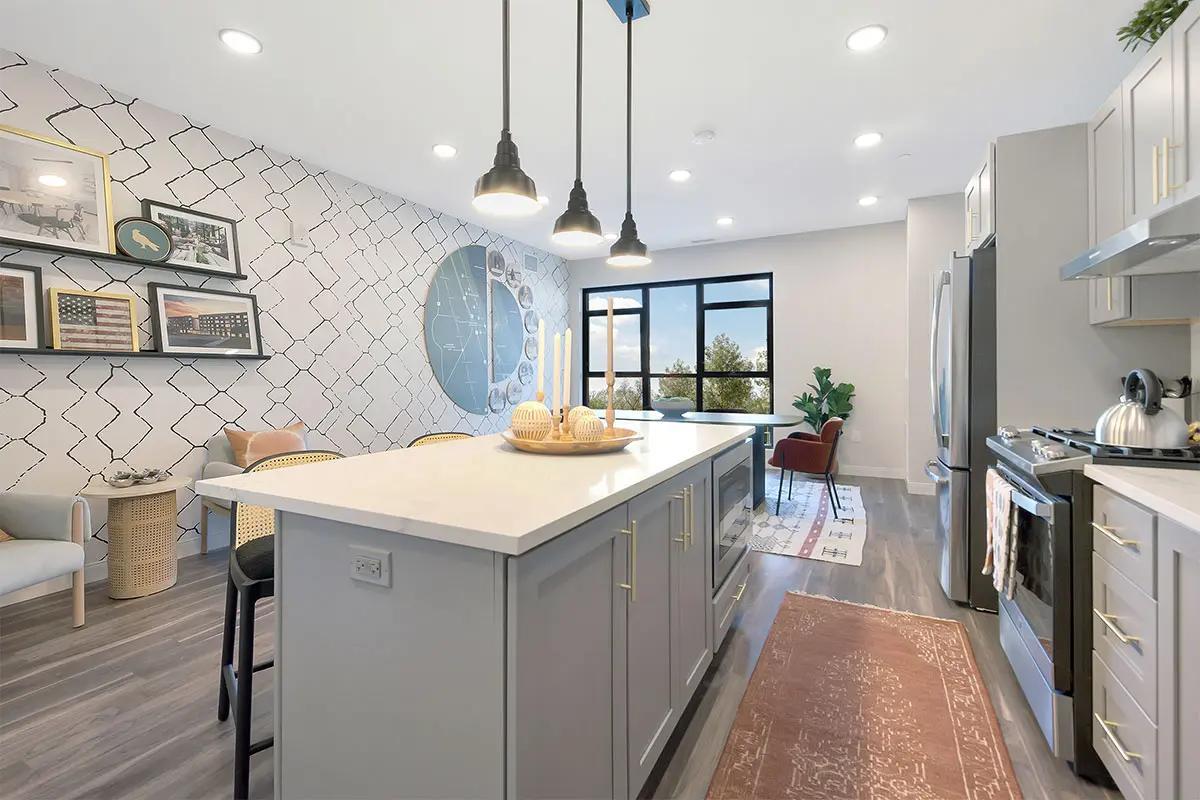 https://cdn.rentalbeast.com/listings/11107921_1739268417227.jpg.rbm