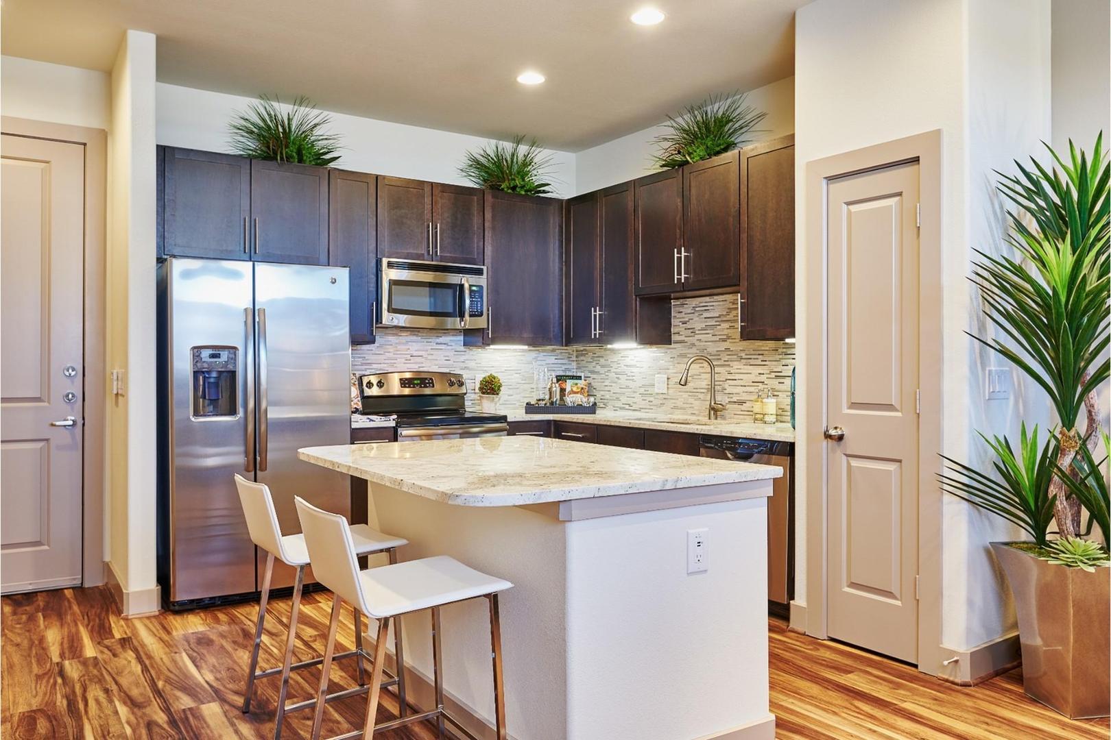 https://cdn.rentalbeast.com/listings/11111007_1739307552172.jpg.rbm