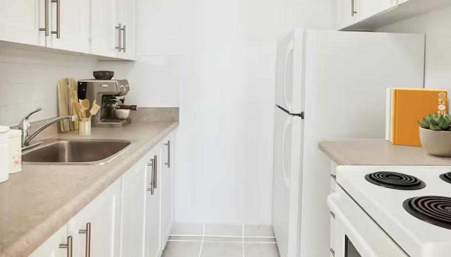 https://cdn.rentalbeast.com/listings/11112509_1739336318400.jpg.rbm