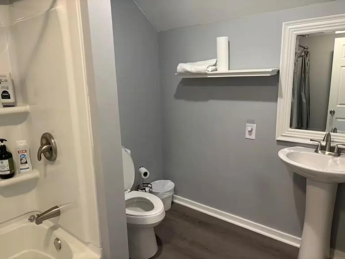 https://cdn.rentalbeast.com/listings/11113856_1739352480141.jpg.rbm
