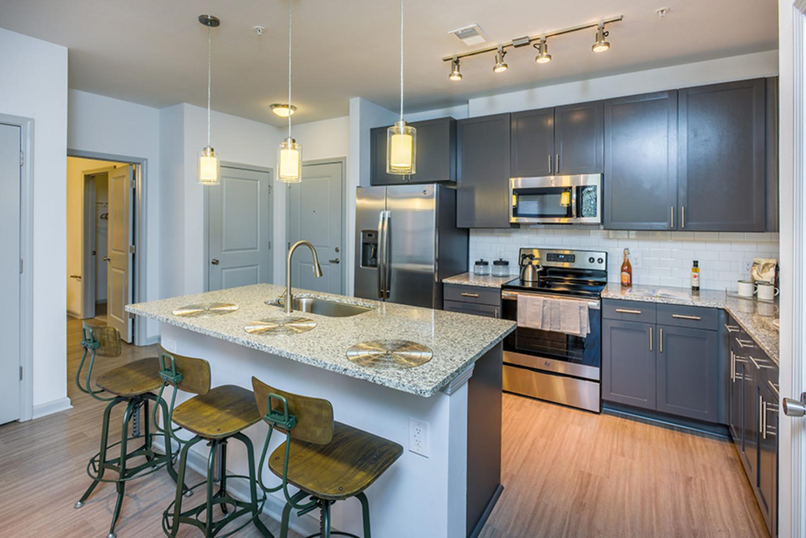 https://cdn.rentalbeast.com/listings/11120774_1739430472661.jpg.rbm