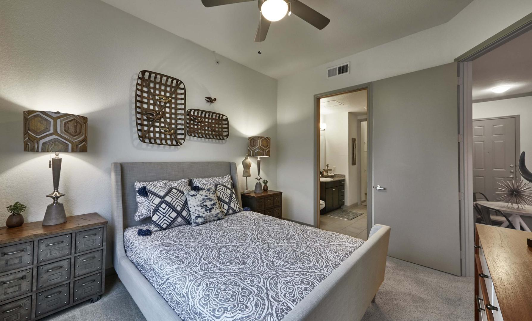 https://cdn.rentalbeast.com/listings/11123219_1739463995413.jpg.rbm