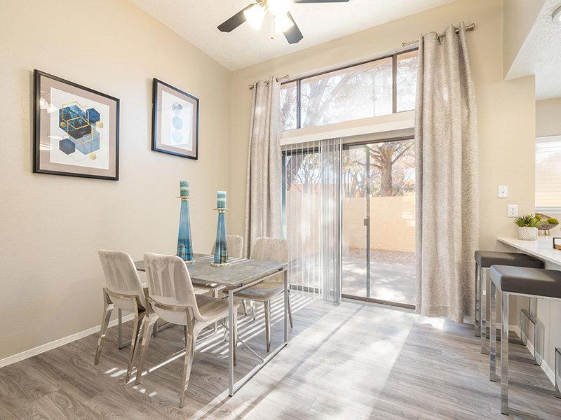 https://cdn.rentalbeast.com/listings/11139891_1739765235106.jpg.rbm