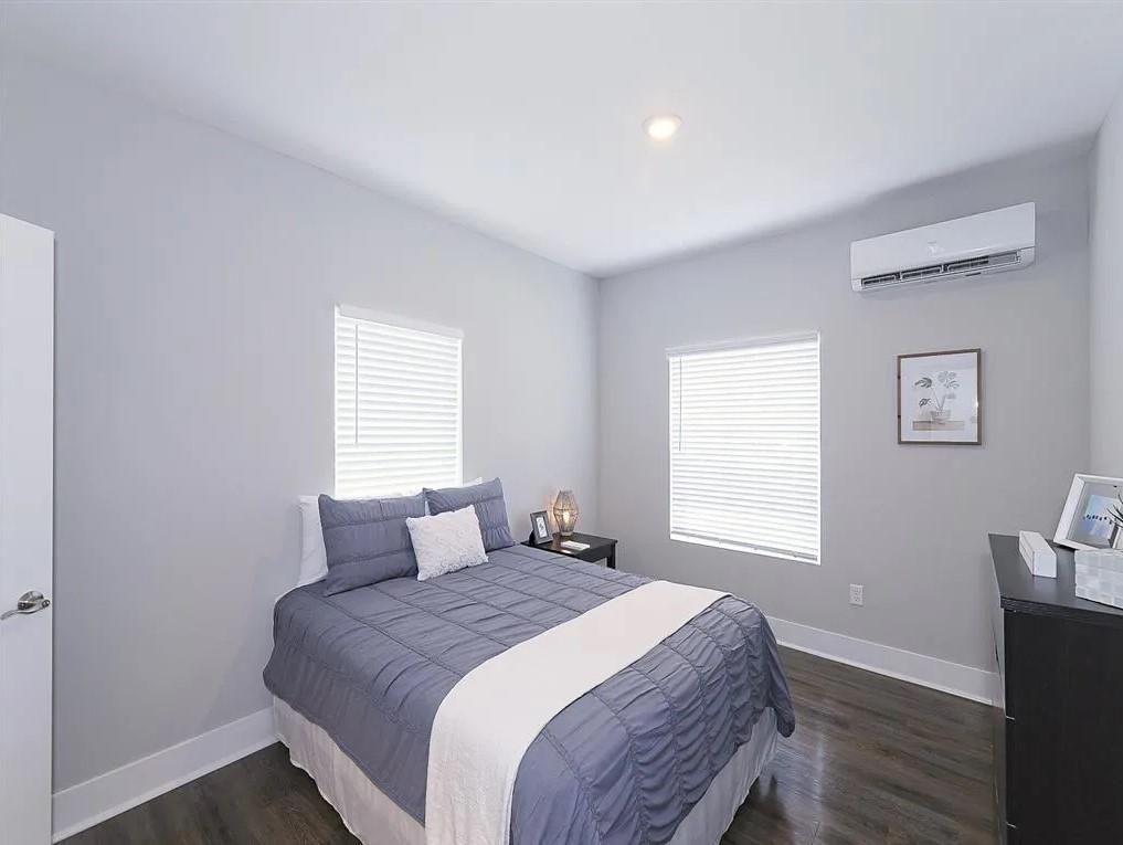 https://cdn.rentalbeast.com/listings/11144444_1739845171097.jpg.rbm