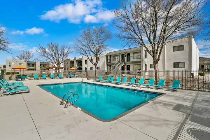 https://cdn.rentalbeast.com/listings/11145652_1739864457408.jpg.rbm