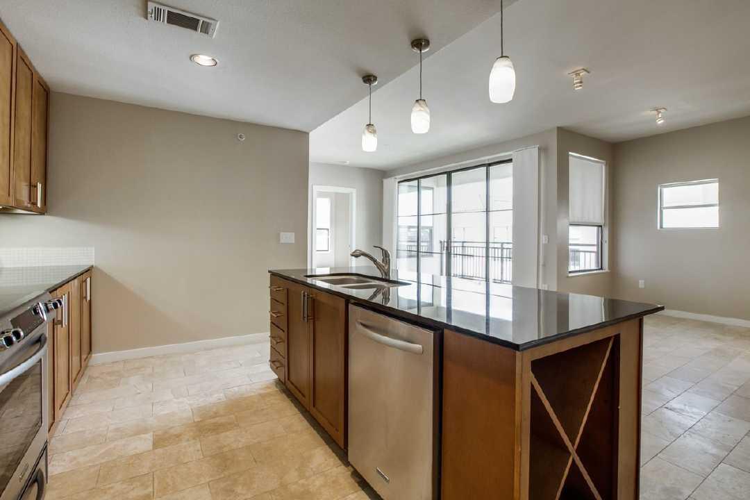 https://cdn.rentalbeast.com/listings/11150286_1739938660023.jpg.rbm