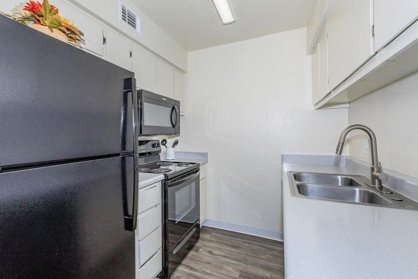 https://cdn.rentalbeast.com/listings/11154612_1740013297849.jpg.rbm