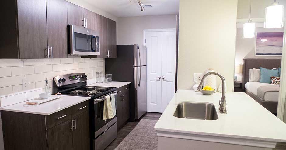 https://cdn.rentalbeast.com/listings/11155812_1740029613683.jpg.rbm
