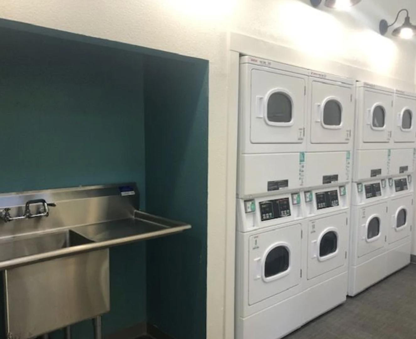 https://cdn.rentalbeast.com/listings/11156048_1740034001914.jpg.rbm