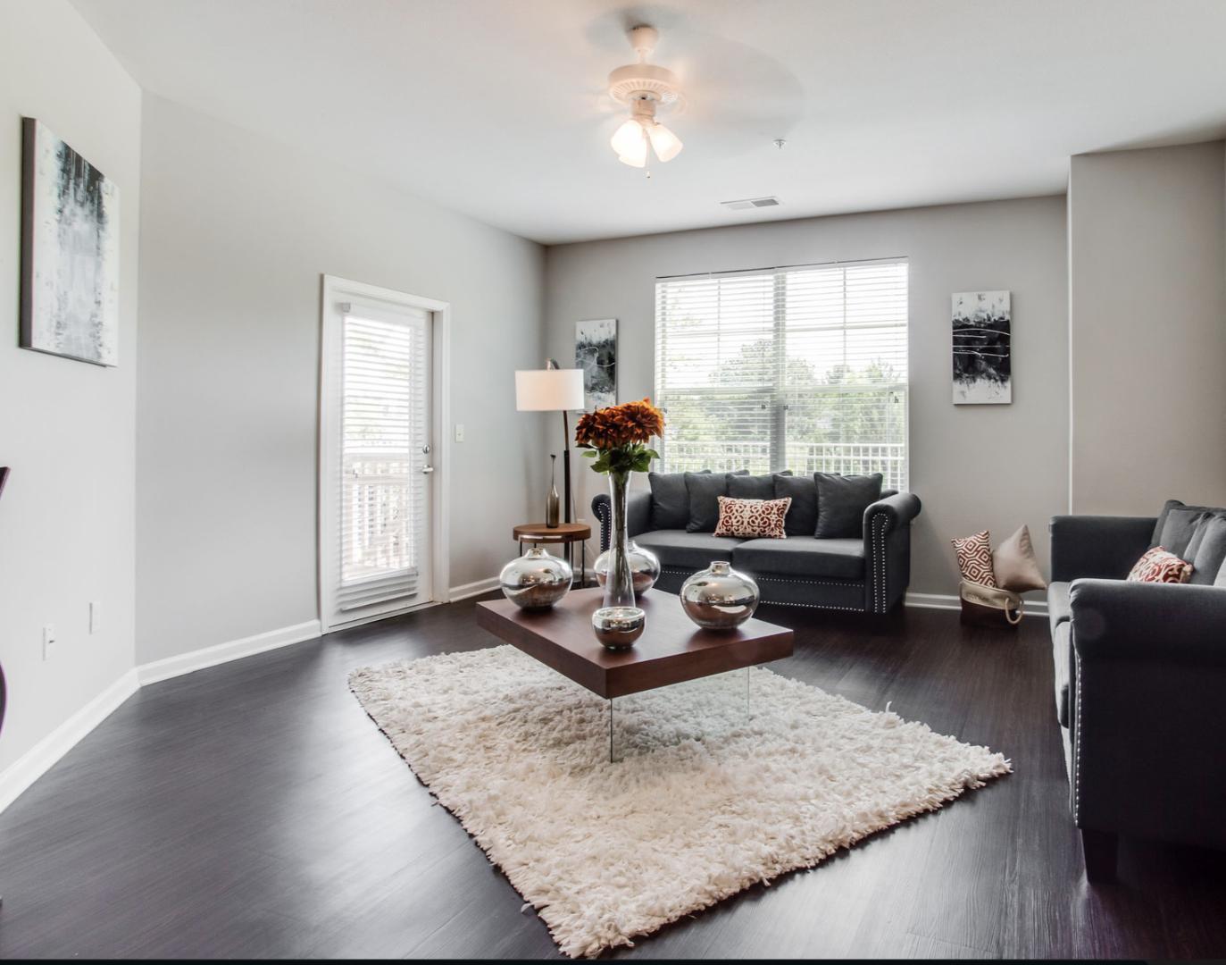 https://cdn.rentalbeast.com/listings/11165728_1740139517454.jpg.rbm