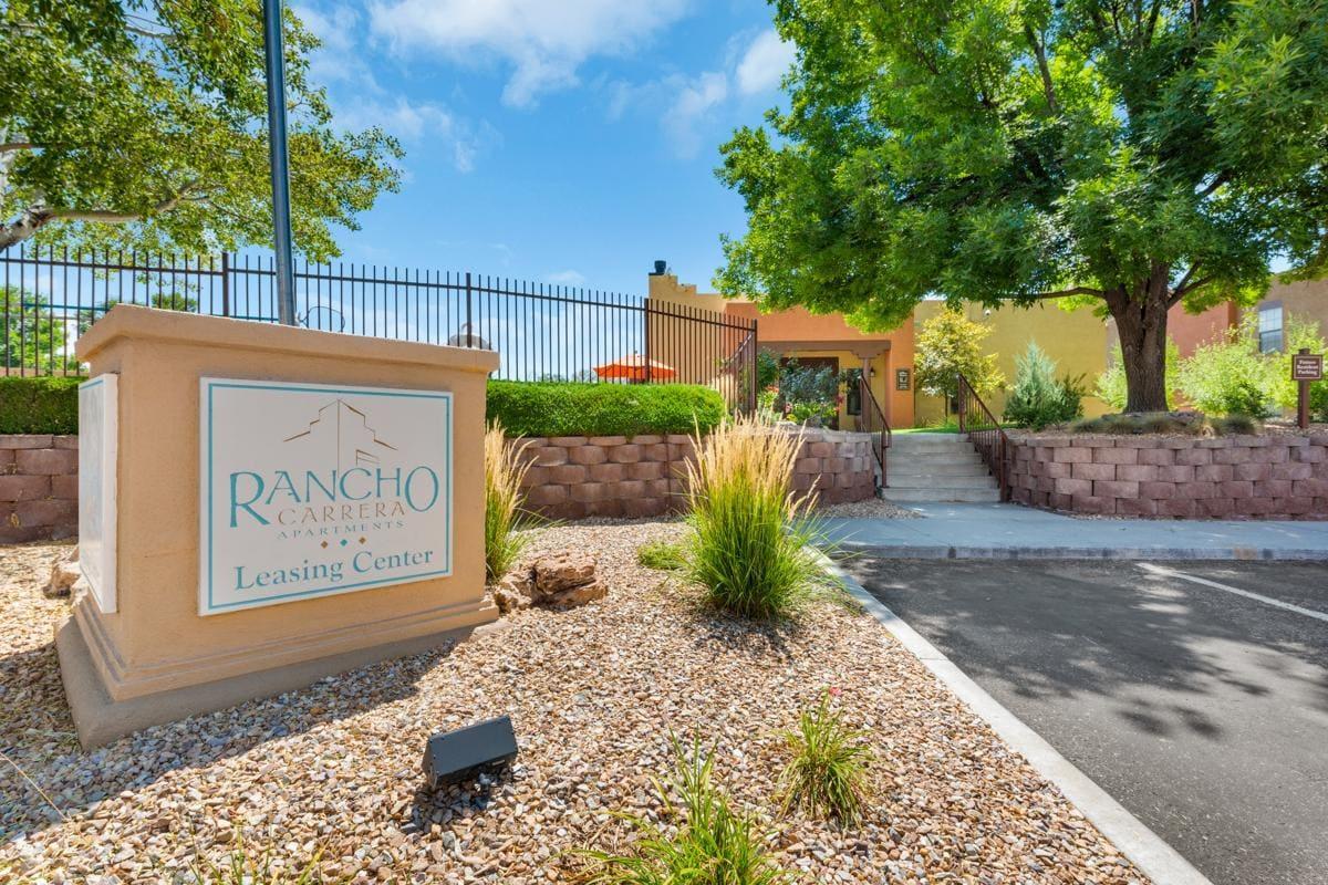 https://cdn.rentalbeast.com/listings/11177164_1740367341716.jpg.rbm