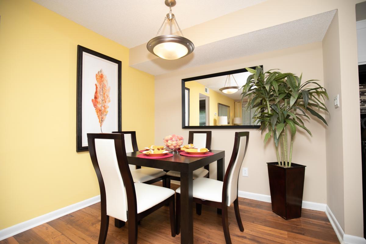https://cdn.rentalbeast.com/listings/11177827_1740378376407.jpg.rbm