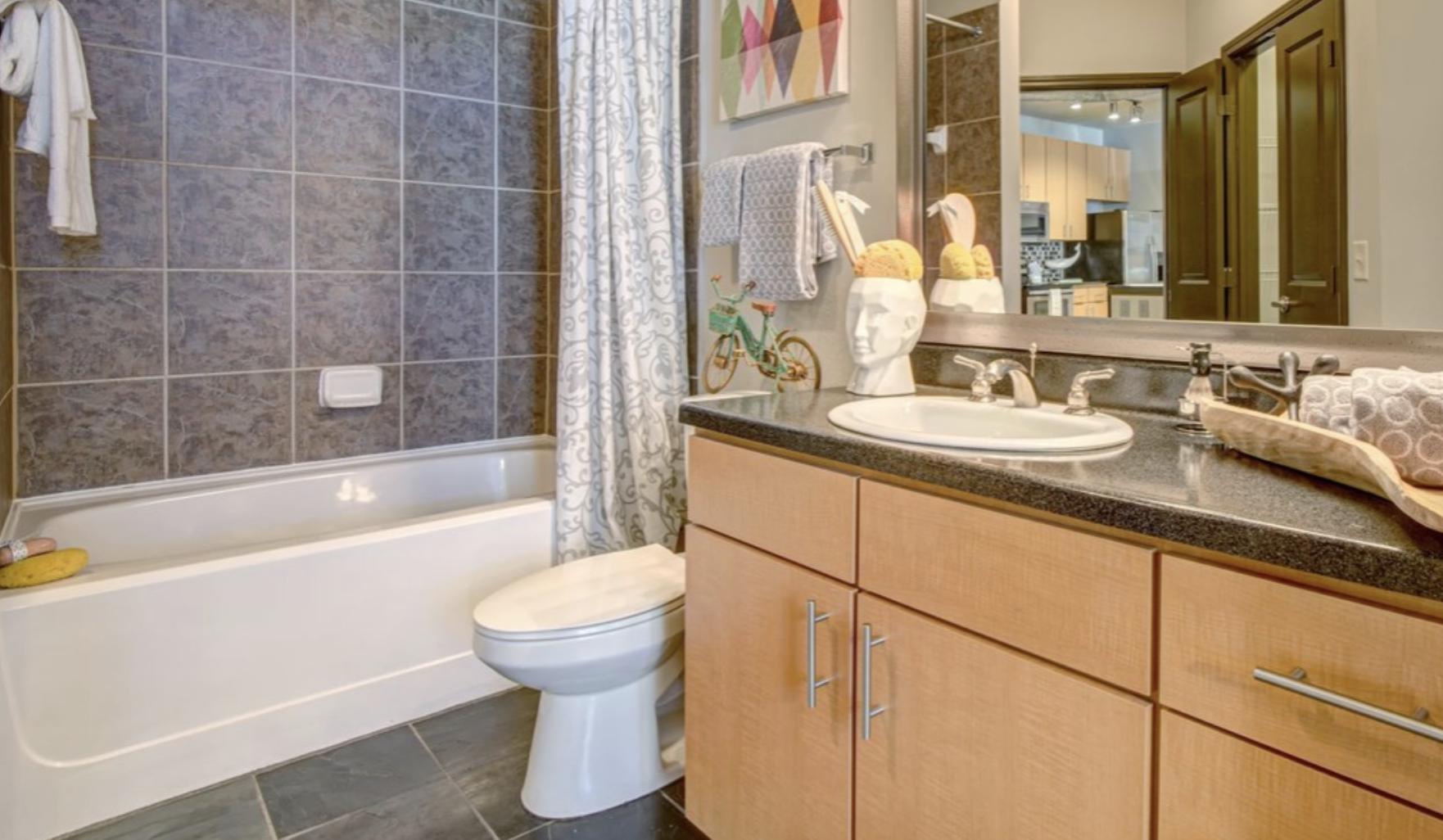 https://cdn.rentalbeast.com/listings/11178153_1740387480819.jpg.rbm