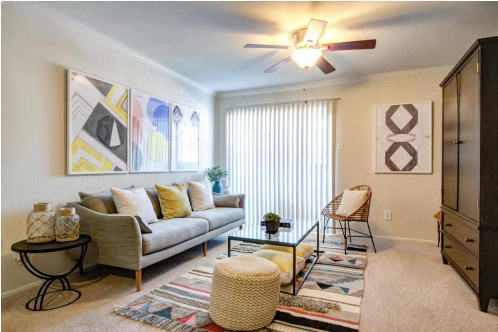 https://cdn.rentalbeast.com/listings/11182175_1740473360789.jpg.rbm