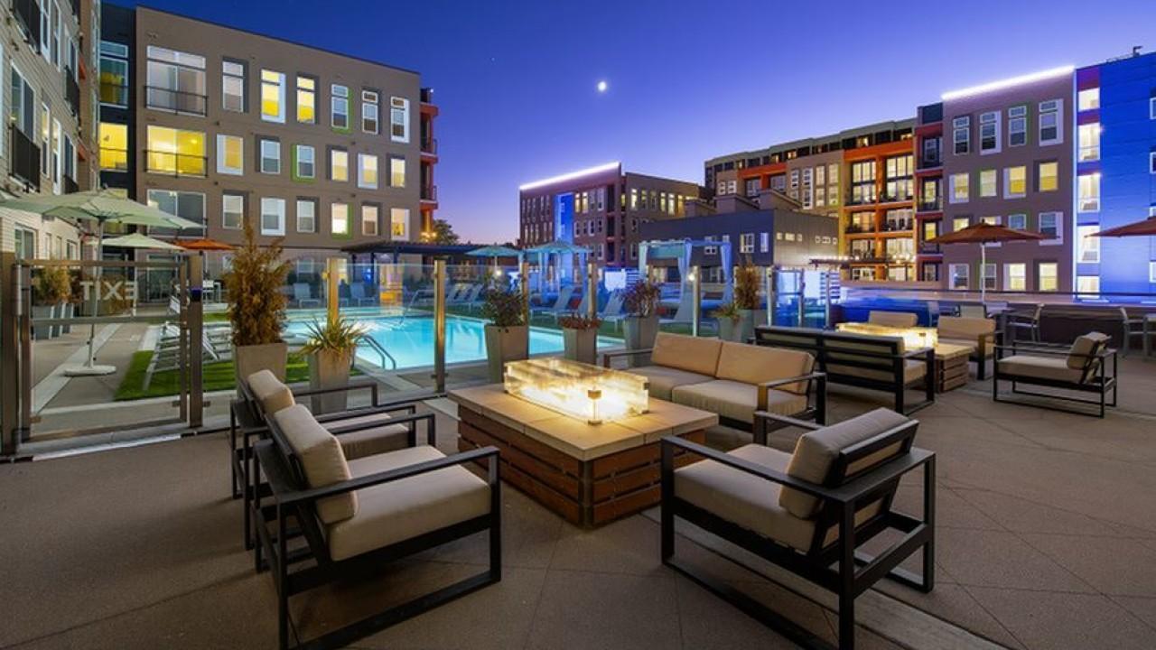 https://cdn.rentalbeast.com/listings/11182379_1740481477325.jpg.rbm