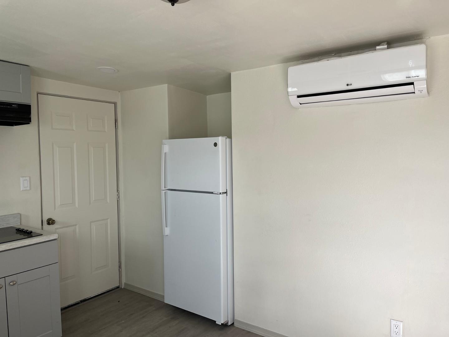 https://cdn.rentalbeast.com/listings/11184505_1740515765959.jpg.rbm