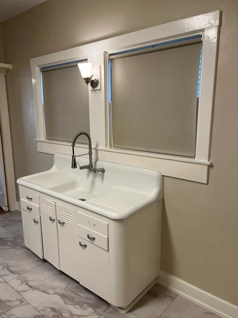 https://cdn.rentalbeast.com/listings/11189147_1740564872024.jpg.rbm
