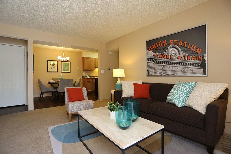 https://cdn.rentalbeast.com/listings/11193318_1740633097494.jpg.rbm