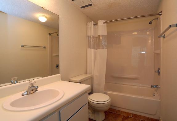 https://cdn.rentalbeast.com/listings/11193421_1740636226664.jpg.rbm