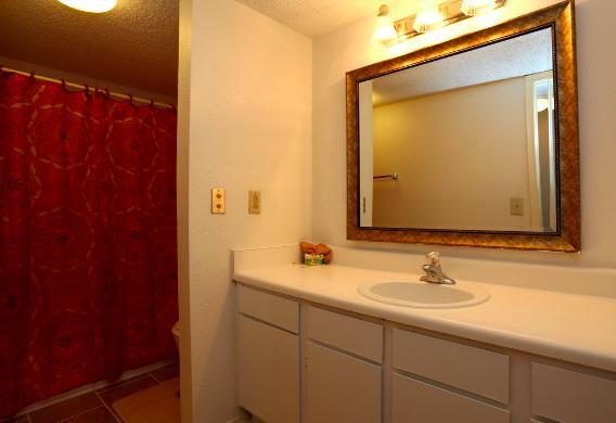 https://cdn.rentalbeast.com/listings/11193424_1740636234527.jpg.rbm