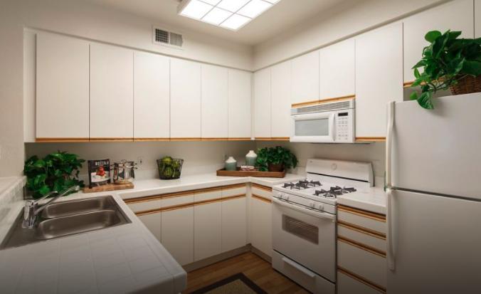 https://cdn.rentalbeast.com/listings/11194151_1740650191740.jpg.rbm