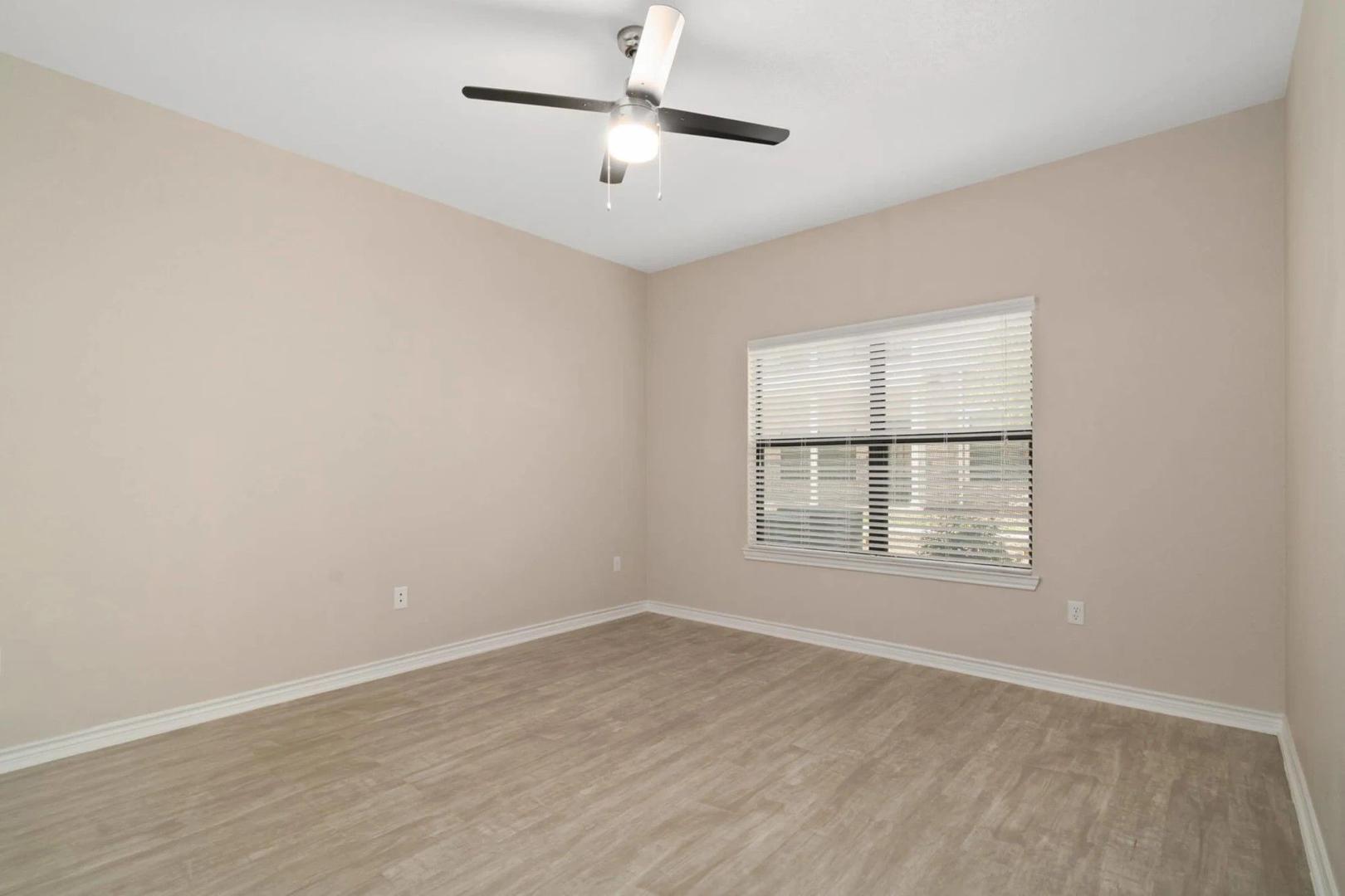 https://cdn.rentalbeast.com/listings/11200294_1740723642229.jpg.rbm