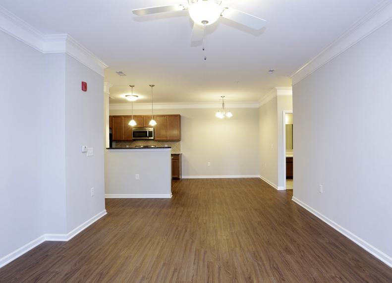 https://cdn.rentalbeast.com/listings/11214970_1740984029196.jpg.rbm