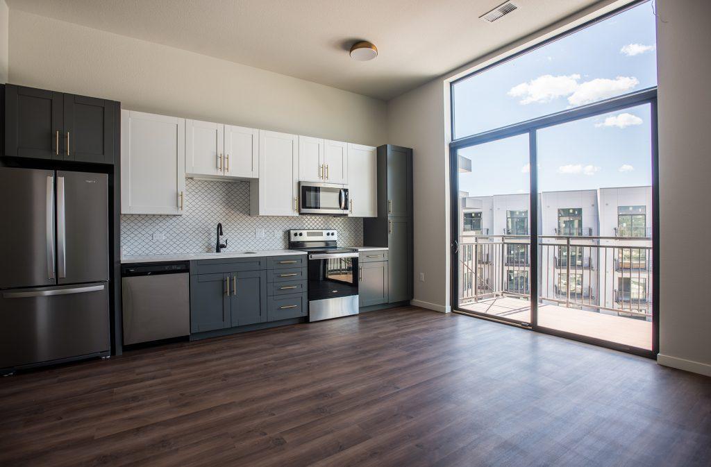 https://cdn.rentalbeast.com/listings/11215403_1740997081487.jpg.rbm