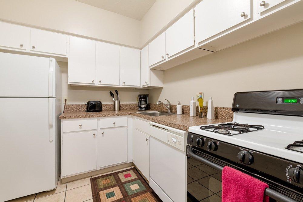 1422 Som Center Rd #2-115 - 1,085USD / month