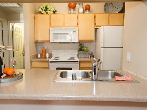 https://cdn.rentalbeast.com/listings/11230236_1741230062096.jpg.rbm