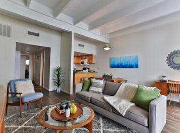https://cdn.rentalbeast.com/listings/11231267_1741245022170.jpg.rbm