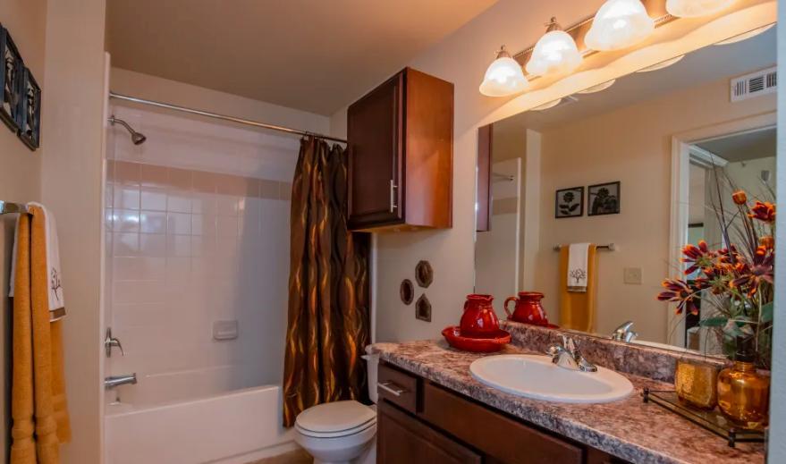 https://cdn.rentalbeast.com/listings/11234472_1741256395721.jpg.rbm
