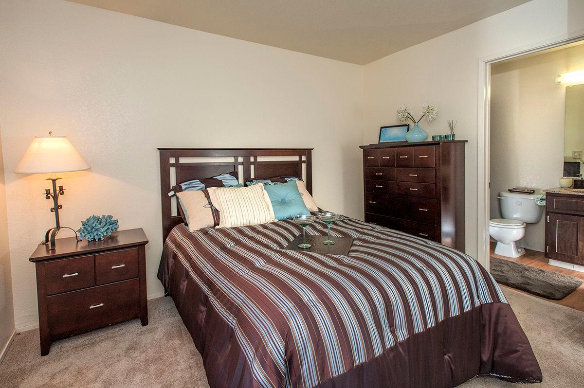 https://cdn.rentalbeast.com/listings/11241328_1741336134181.jpg.rbm