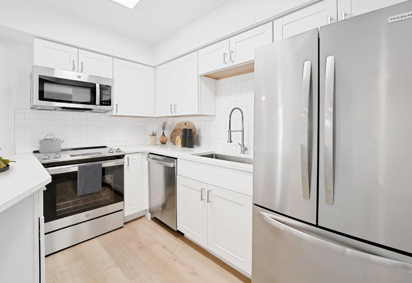https://cdn.rentalbeast.com/listings/11241792_1741349410620.jpg.rbm