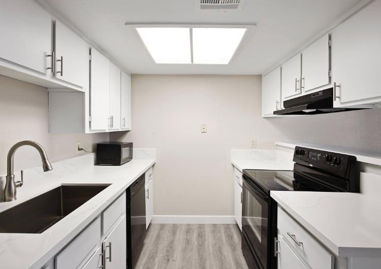 https://cdn.rentalbeast.com/listings/11243389_1741367840198.jpg.rbm
