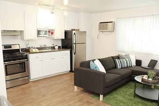 1124 F St #1124-24, Davis, CA - 1,640 USD/ month