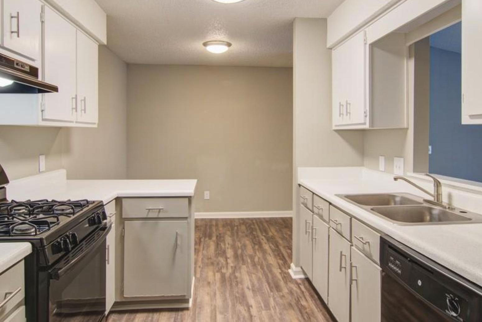 https://cdn.rentalbeast.com/listings/11257416_1741595177038.jpg.rbm