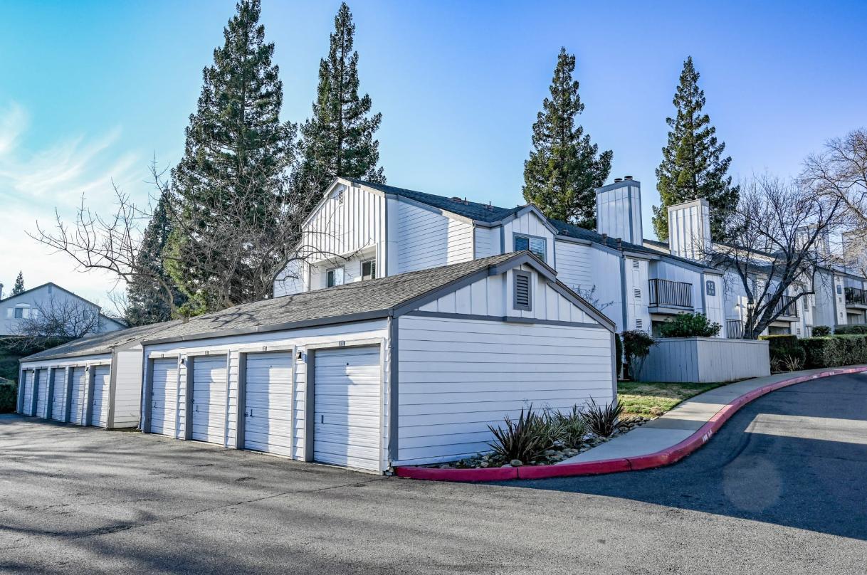 99 Cable Cir #57, Folsom, CA - 2,345 USD/ month