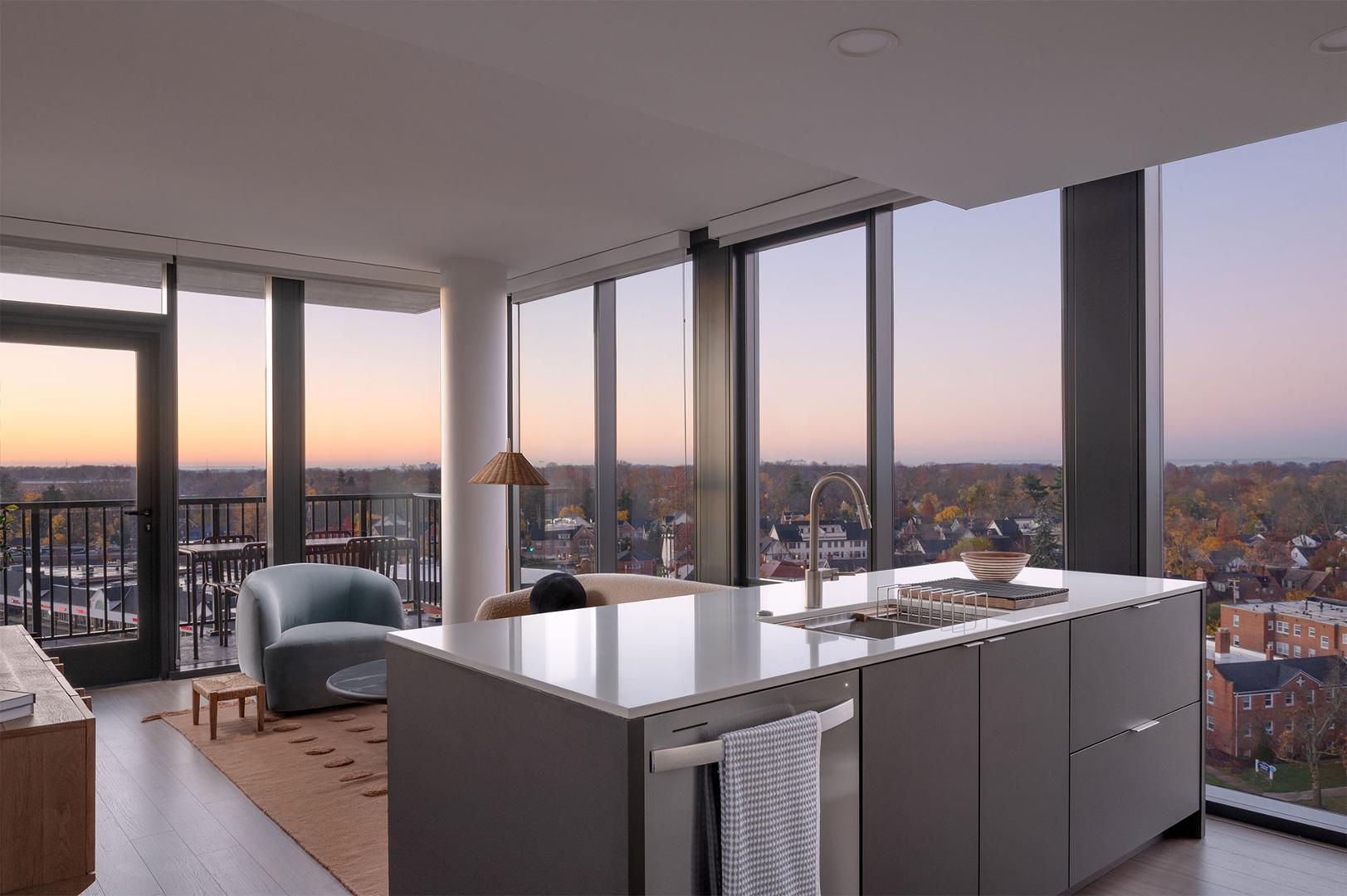https://cdn.rentalbeast.com/listings/11258348_1741618177892.jpg.rbm