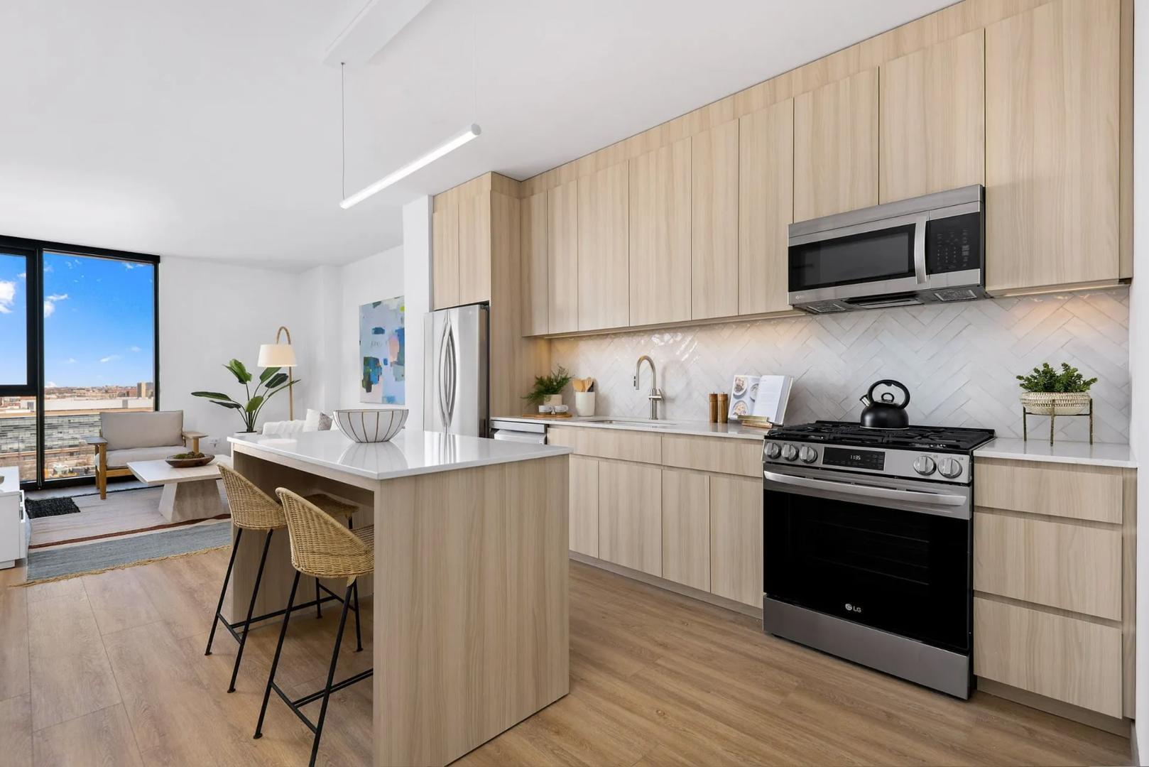 https://cdn.rentalbeast.com/listings/11261303_1741674074684.jpg.rbm