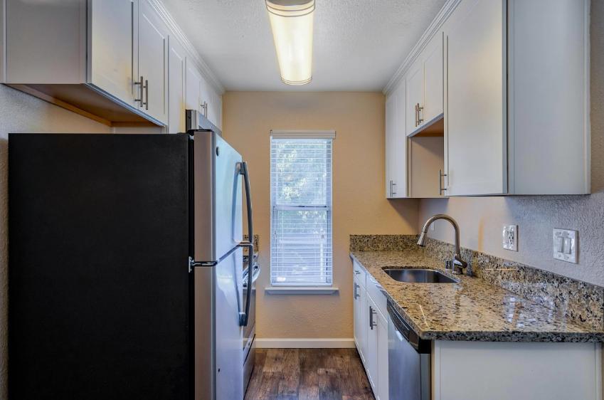 6244 Hazel Ave #140, Orangevale, CA - 1,525 USD/ month